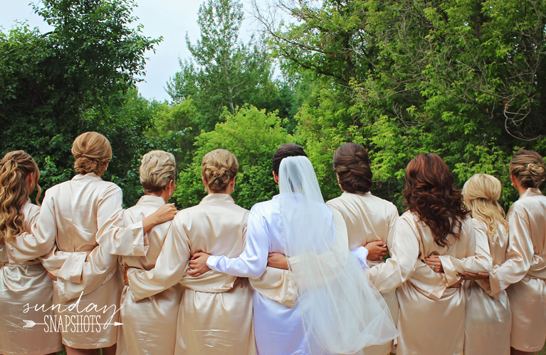 Sunday Snapshots - matrimony morning | Bride and Bridesmaids getting ready in the morning | Alex Inspired