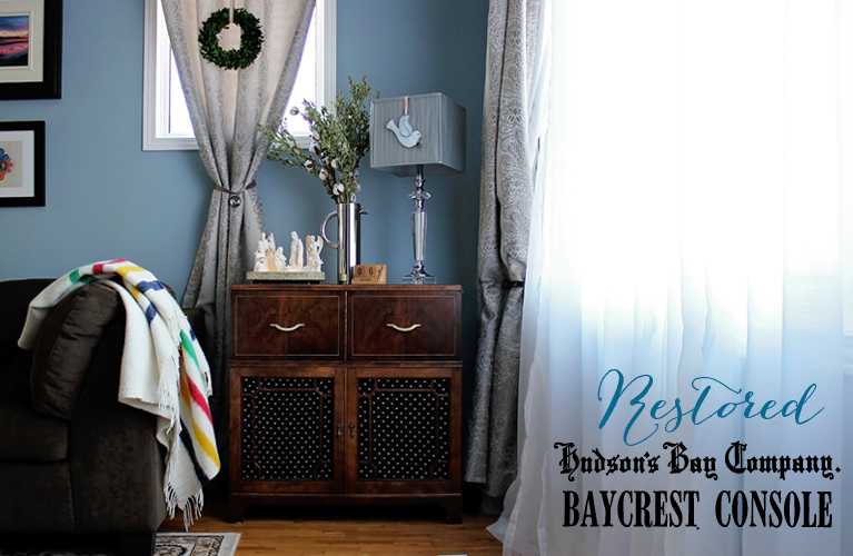 The New and Improved Baycrest Radio from Hudson's Bay - Fully restored and gleaming in its new glory