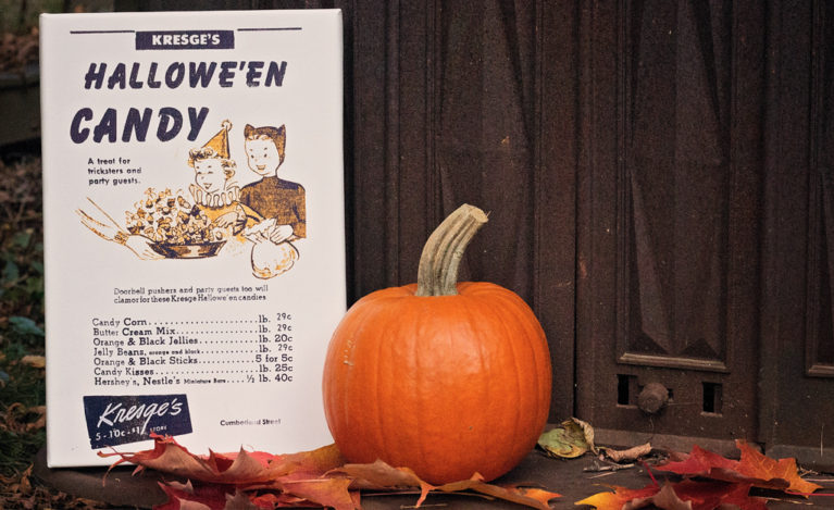 DIY Vintage Halloween Ad Art | Alex Inspired